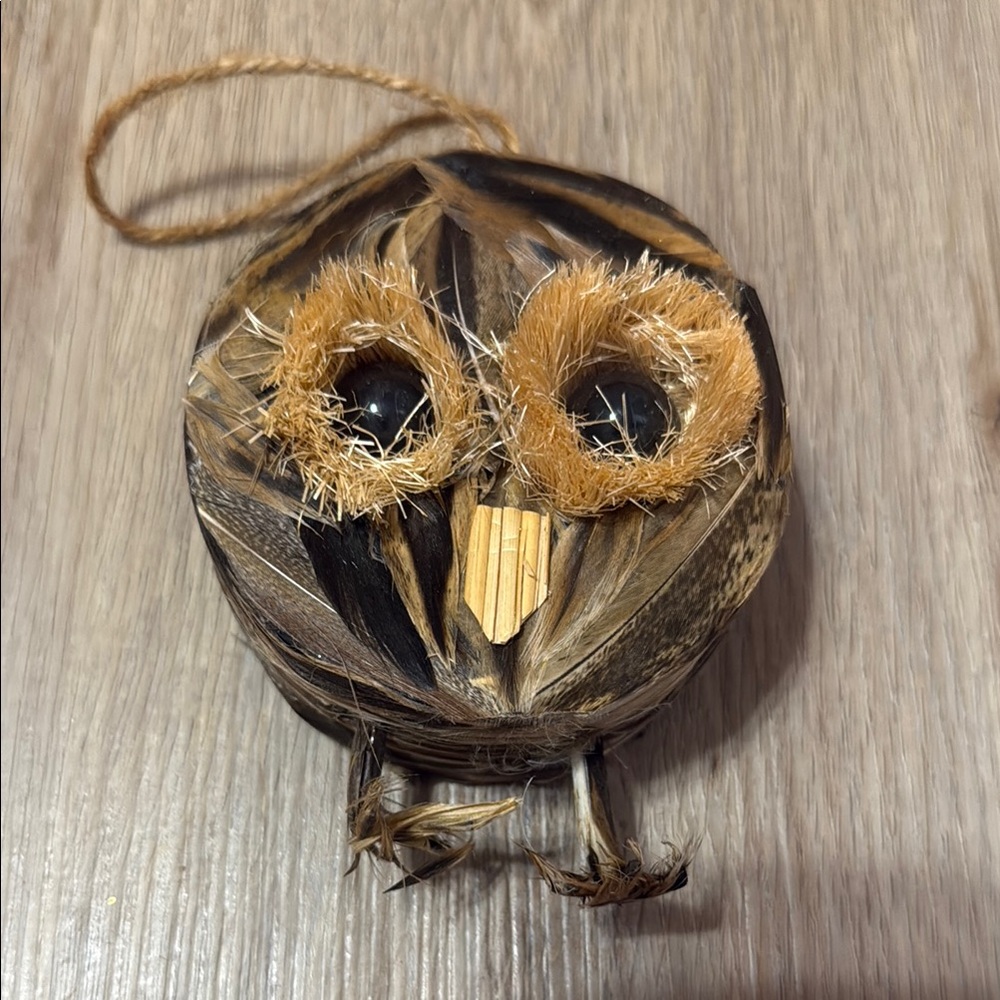 Round Sisal Owl Hanging Holiday Decor Christmas tree ornament Brown Black Tan